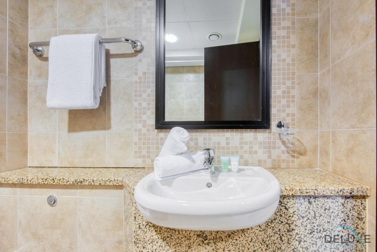 Unbeatable Rate Stylish 1Br With Balcony Near Metro By Deluxe Holiday Homes Dubaj Exteriér fotografie